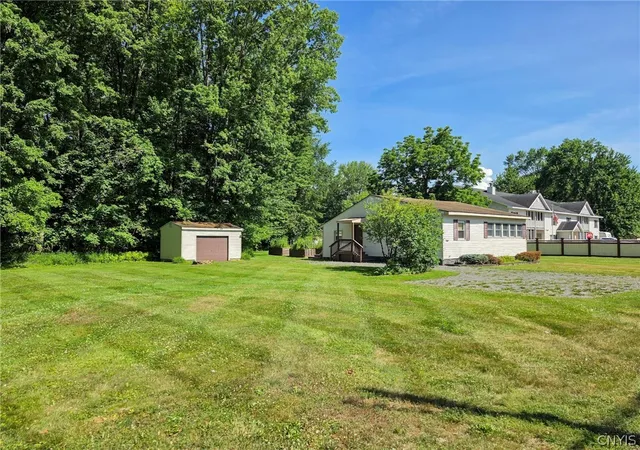 32nd image of 2416 Main St, Blossvale, NY 13308 | MLS# S1697045