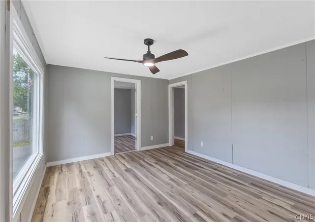 Photo 5 of Sale Pending at 131 Ford Dr, Syracuse, NY 13212 | MLS# S1701057 | Listing updated on 2026-07-28