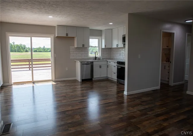 Photo 2 of Single family home for sale at 5484 Spring Rd, Rome, NY 13440 | MLS# S1701089 | Listing updated on 2026-07-28