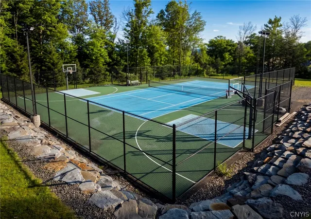 3rd image of 1146 Kevin Blvd, Endicott, NY 13760 | MLS# S1696722