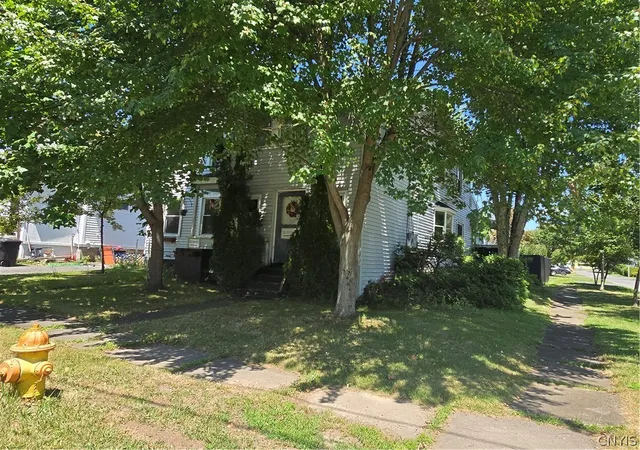 2nd image of 304 Walradt St #302, Fulton, NY 13069 | MLS# S1700967
