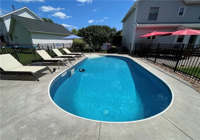 5th image of 10 Woodworth St, Victor, NY 14564 | MLS# R1699825