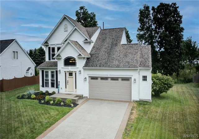 1st image of 17 Stream View Ln, Lancaster, NY 14086 | MLS# B1701345