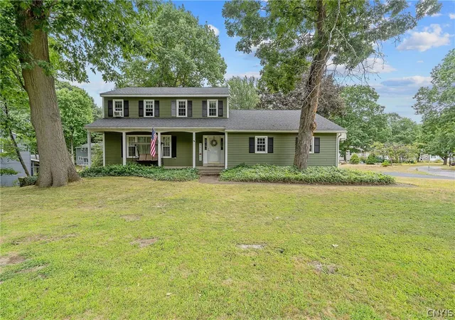 3rd image of 46 Burden Dr, Oswego, NY 13126 | MLS# S1699877
