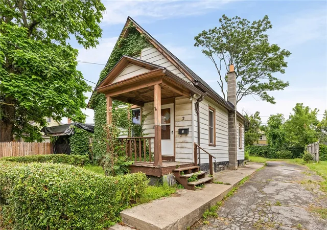 Photo 2 of Single family home for sale at 2 Laser St, Rochester, NY 14621 | MLS# R1697363 | Listing updated on 2026-08-03