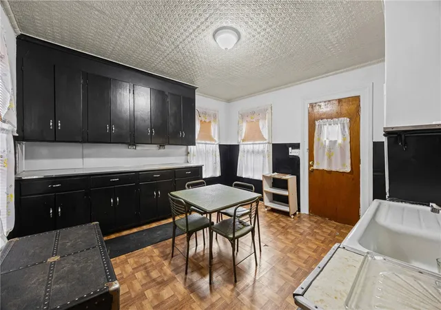 Photo 4 of Single family home for sale at 2 Laser St, Rochester, NY 14621 | MLS# R1697363 | Listing updated on 2026-08-03
