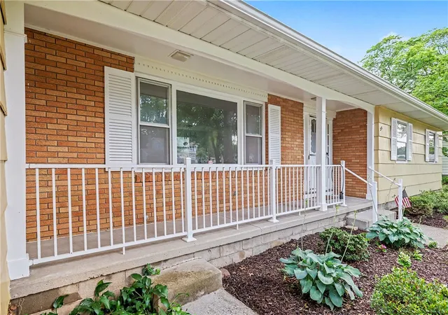 2nd image of 25 Gayla Dr, Rochester, NY 14626 | MLS# R1701370