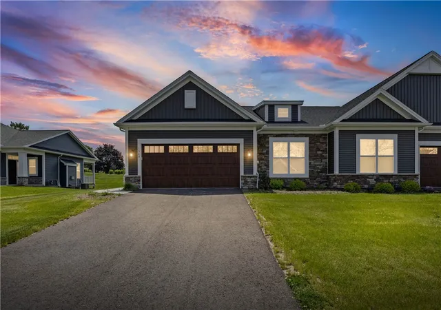 1st image of 1389 Creeks Edge Dr, Webster, NY 14580 | MLS# R1701357
