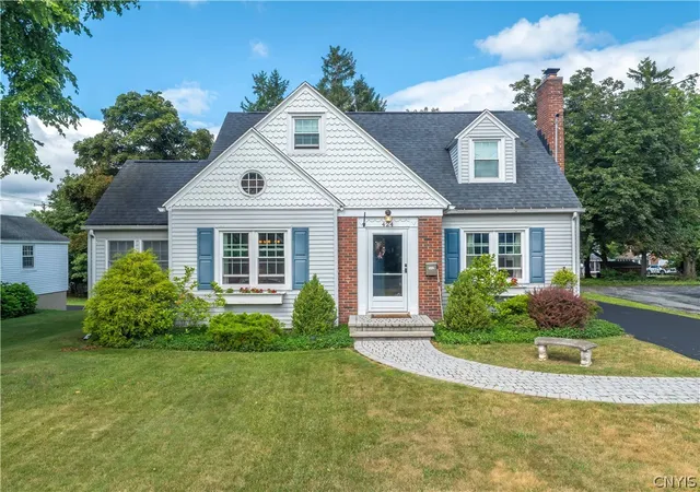 Photo 1 of Sale Pending at 424 Cherry Rd, Syracuse, NY 13219 | MLS# S1701092 | Listing updated on 2026-07-30