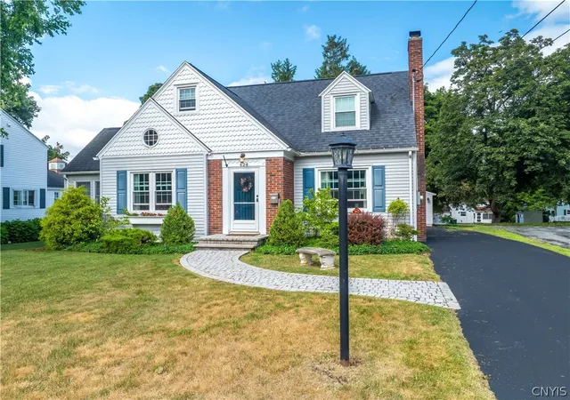 Photo 2 of Sale Pending at 424 Cherry Rd, Syracuse, NY 13219 | MLS# S1701092 | Listing updated on 2026-07-30