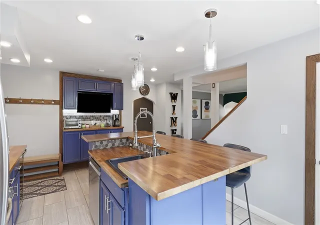 Photo 4 of Sale Pending at 59 Salem Rd, Rochester, NY 14622 | MLS# R1701136 | Listing updated on 2026-07-30