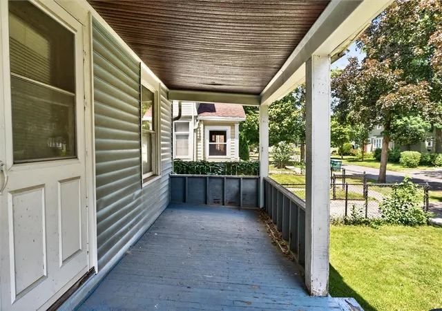 4th image of 237 Denver St, Rochester, NY 14609 | MLS# R1701404