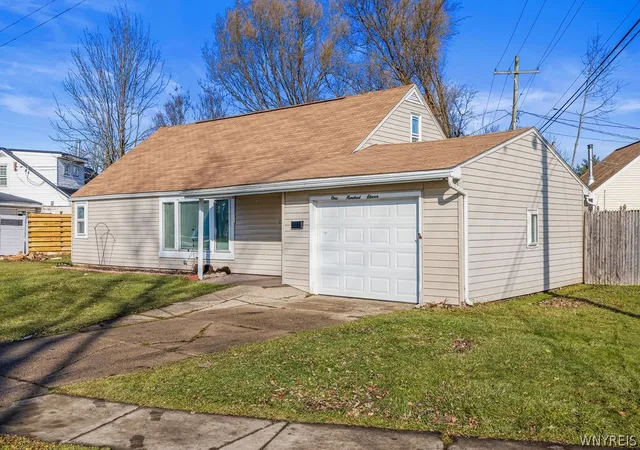 2nd image of 111 Louis St, Buffalo, NY 14225 | MLS# B1696872