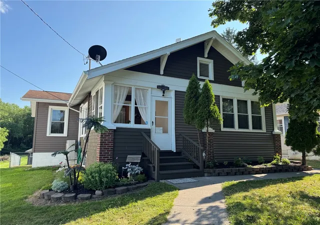 Photo 1 of Sale Pending at 891 County Rd 4, Geneva, NY 14456 | MLS# R1701419 | Listing updated on 2026-08-02
