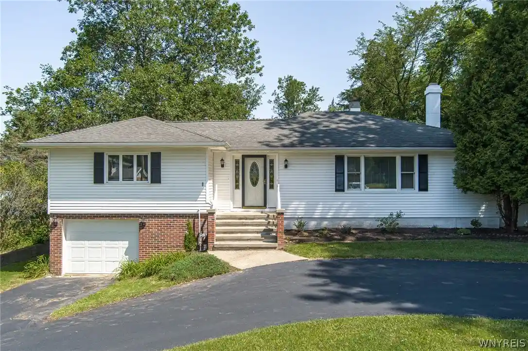 Single family home for sale at 1361 Staley Rd, Grand Island, NY 14072 | MLS# B1700519