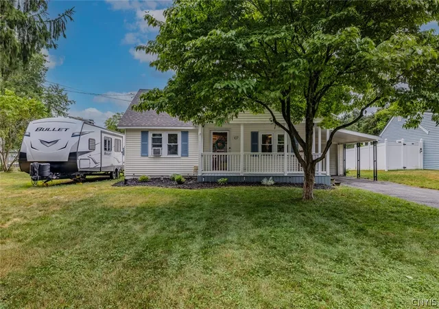 1st image of 107 Williams Street, North Syracuse, NY 13212 | MLS# S1701208