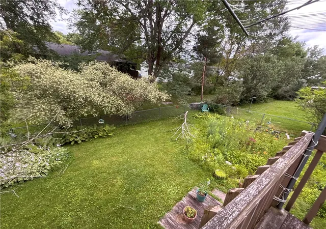 Photo 2 of Sale Pending at 3370 Laurel Ct, Walworth, NY 14568 | MLS# R1700966 | Listing updated on 2026-08-04