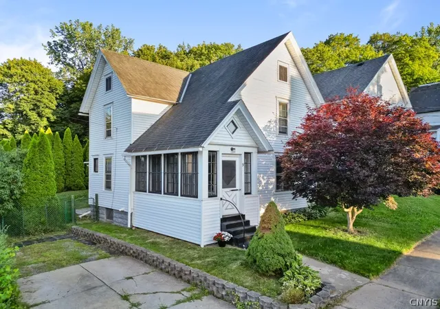 1st image of 9 Orchard St, German Flatts, NY 13357 | MLS# S1701426
