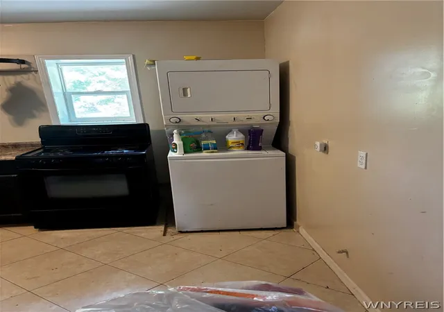 Listing Photo 2 - Condo for sale in building located at 100 E Doughty St, Dunkirk, NY 14048 - Unit #