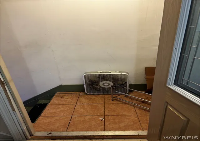 Listing Photo 4 - Condo for sale in building located at 100 E Doughty St, Dunkirk, NY 14048