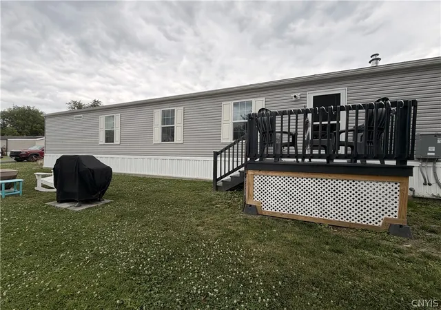 3rd image of 347 Mary St, Frankfort, NY 13340 | MLS# S1701433