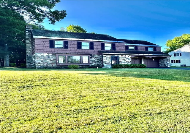 2nd image of 3 Windsor Ter, Utica, NY 13501 | MLS# S1701494