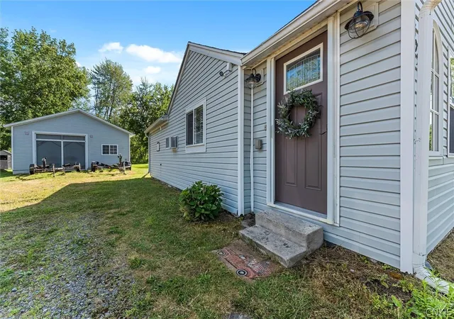 5th image of 6052 Muskrat Bay Rd, Brewerton, NY 13029 | MLS# S1701479