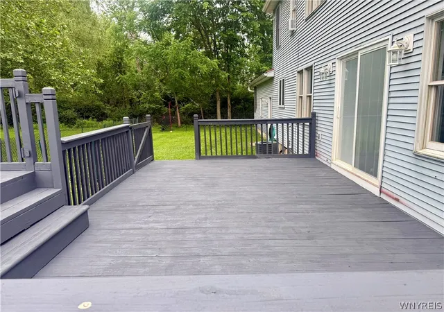 Photo 3 of Single family home for sale at 120 Sunset Dr, Hamburg, NY 14075 | MLS# B1701417 | Listing updated on 2026-07-24