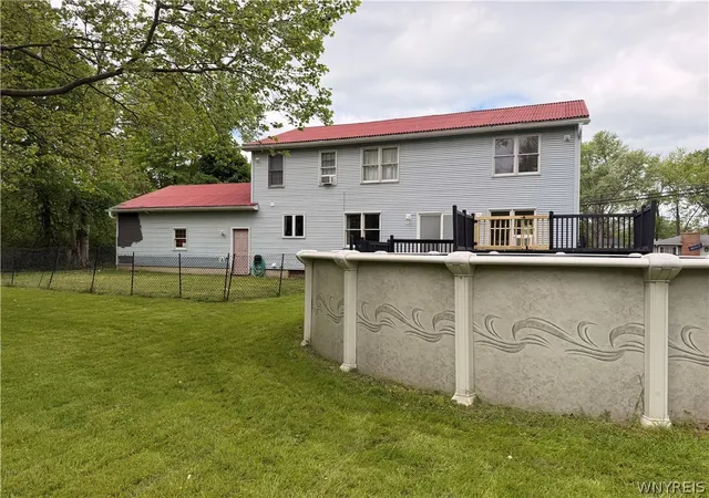 Photo 3 of Single family home for sale at 120 Sunset Dr, Hamburg, NY 14075 | MLS# B1701417 | Listing updated on 2026-07-24