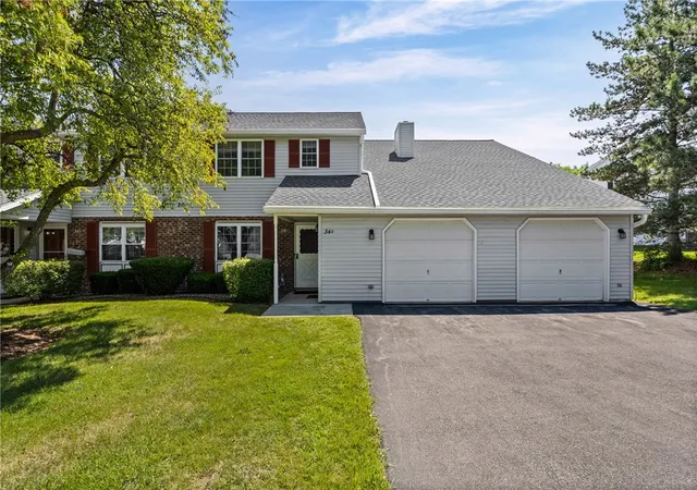 4th image of 34C Salmon Run, Parma, NY 14468 | MLS# R1701236