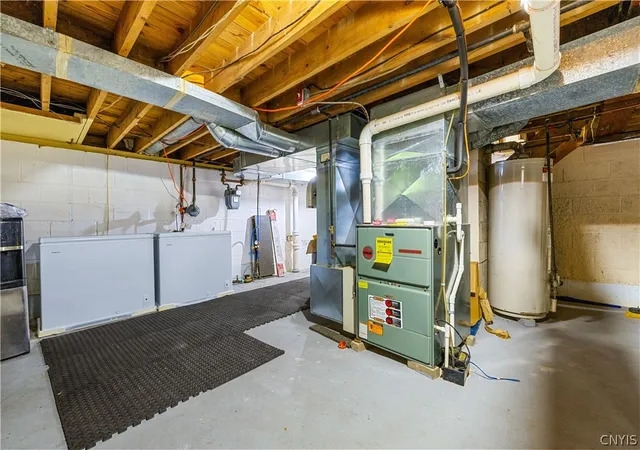 43rd image of 25 Hollister Ave, Utica, NY 13501 | MLS# S1701489