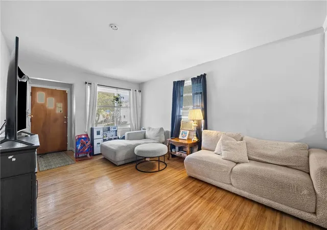 Photo 5 of Sale Pending at 251 Oneida St, Rochester, NY 14621 | MLS# R1700972 | Listing updated on 2026-08-01