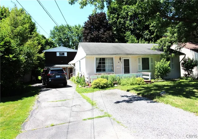 Photo 1 of Single family home for sale at 21 Tyler Ct, Manlius, NY 13104 | MLS# S1697706 | Listing updated on 2026-07-28