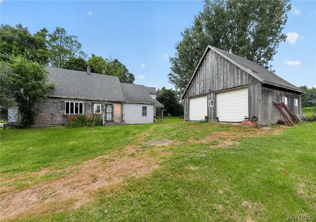 3rd image of 2788 Doolittle Rd, Sauquoit, NY 13456 | MLS# B1697535