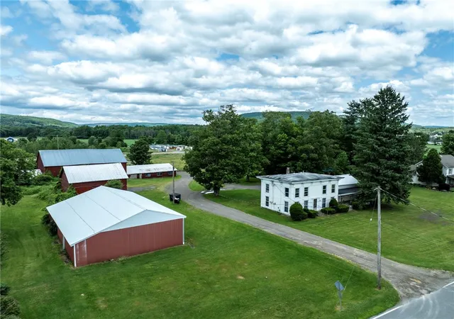 2nd image of 571 Southside Dr, Oneonta, NY 13820 | MLS# R1700452