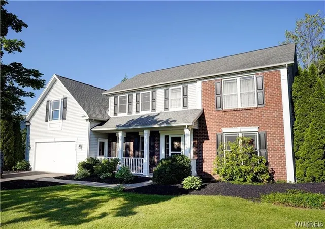 2nd image of 1028 Wickerton Ln, Webster, NY 14580 | MLS# B1701625
