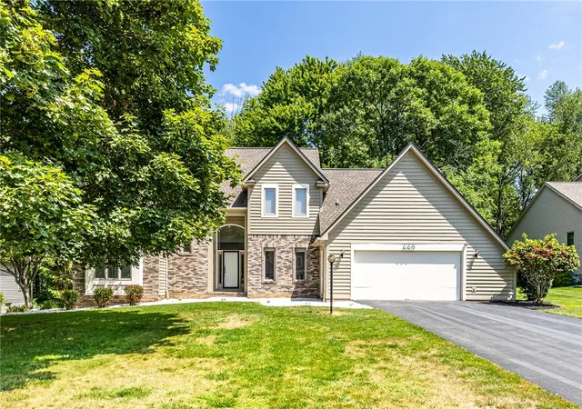 2nd image of 660 Treasure Cir, Webster, NY 14580 | MLS# R1701477