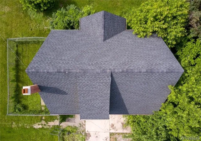 2nd image of 4781 Lower Mountain Rd, Lockport, NY 14094 | MLS# B1701641