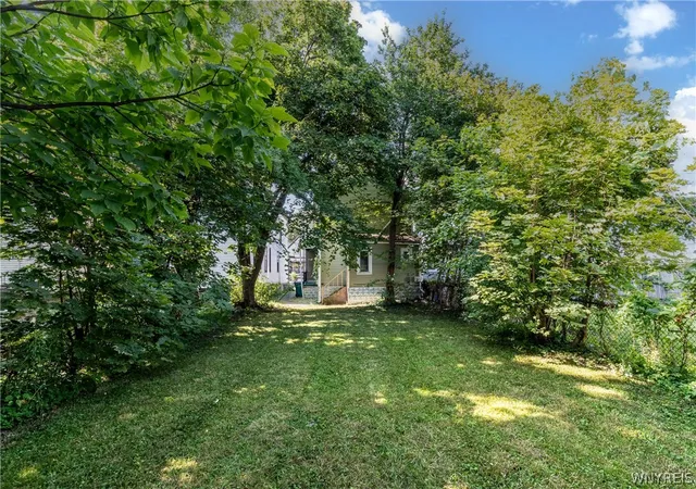 5th image of 608 Woodlawn Ave, Buffalo, NY 14211 | MLS# B1701655