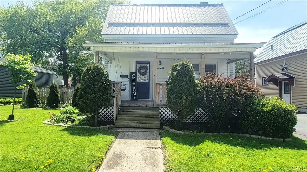 Photo 1 of Single family home for sale at 218 Stuart St, Watertown, NY 13601 | MLS# S1699854 | Listing updated on 2026-10-10