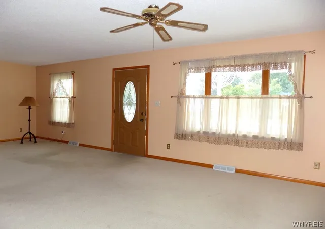 5th image of 315 Desmond Dr, Tonawanda, NY 14150 | MLS# B1698653