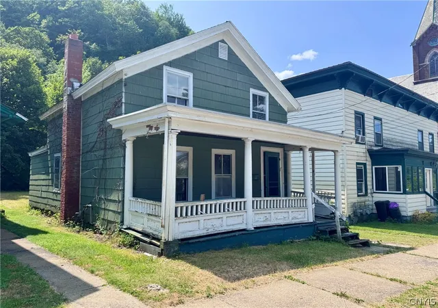 2nd image of 565 E Jefferson St, Little Falls, NY 13365 | MLS# S1701646