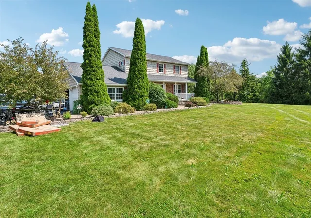 Photo 2 of Single family home for sale at 6835 Knowlesville Rd, Oakfield, NY 14125 | MLS# R1701434 | Listing updated on 2026-08-02