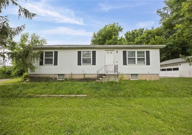 Photo 1 of Sale Pending at 101 Stevens Pl, Syracuse, NY 13210 | MLS# R1701323 | Listing updated on 2026-07-28