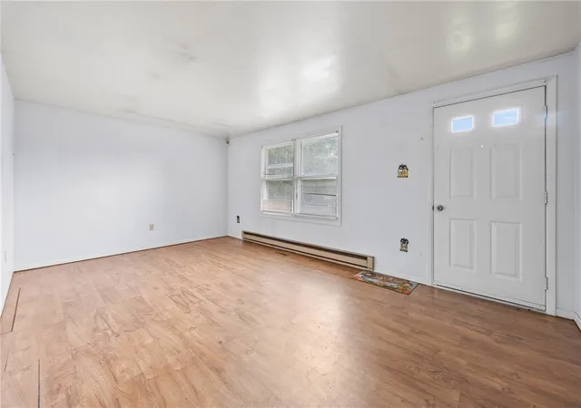 Photo 3 of Sale Pending at 101 Stevens Pl, Syracuse, NY 13210 | MLS# R1701323 | Listing updated on 2026-07-28