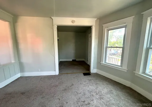 Listing Photo 5 - Condo for sale in building located at 39 Frankfort Ave, Buffalo, NY 14211