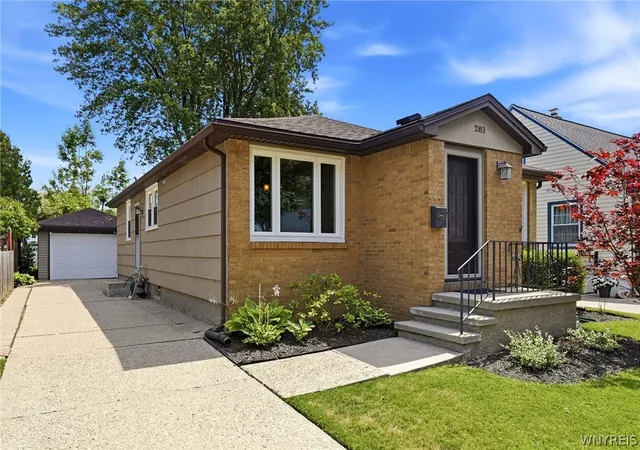 3rd image of 283 Wilmington Ave, Tonawanda, NY 14150 | MLS# B1700300