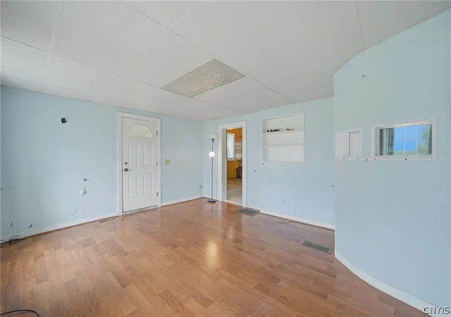 Photo 4 of Sale Pending at 244 S Main St, Minoa, NY 13116 | MLS# S1701209 | Listing updated on 2026-07-31