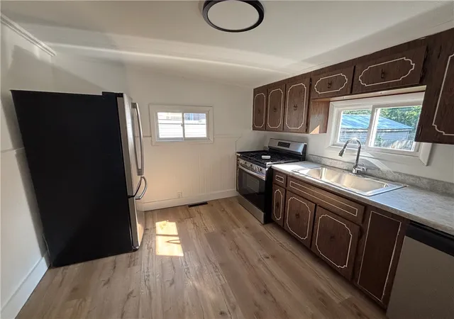 Photo 3 of Single family home for sale at 712 German St, Elmira, NY 14901 | MLS# R1701729 | Listing updated on 2026-07-28