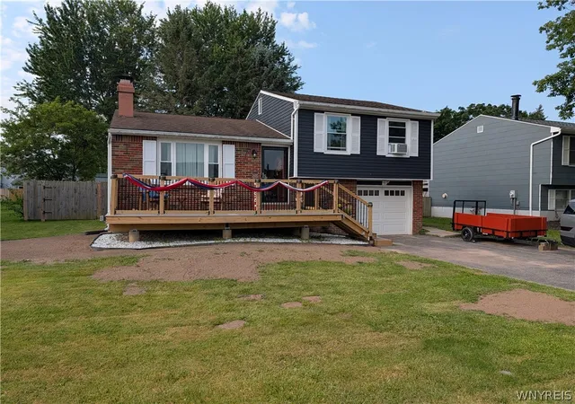 2nd image of 6954 Northview Dr, Lockport, NY 14094 | MLS# B1701730